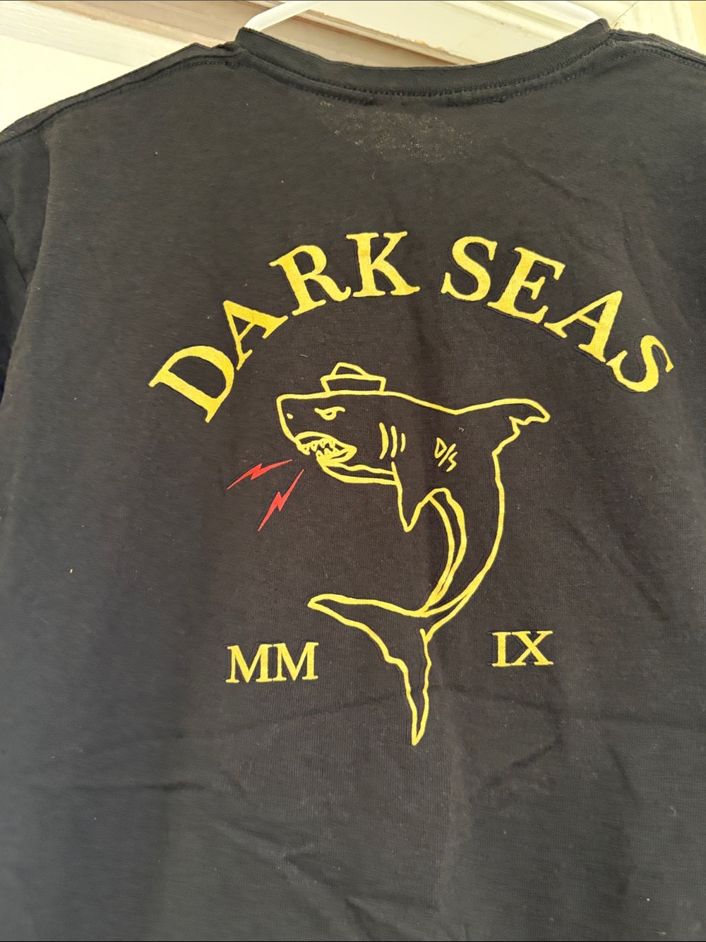Dark Seas Men’s Black Graphic Short Sleeve Tee